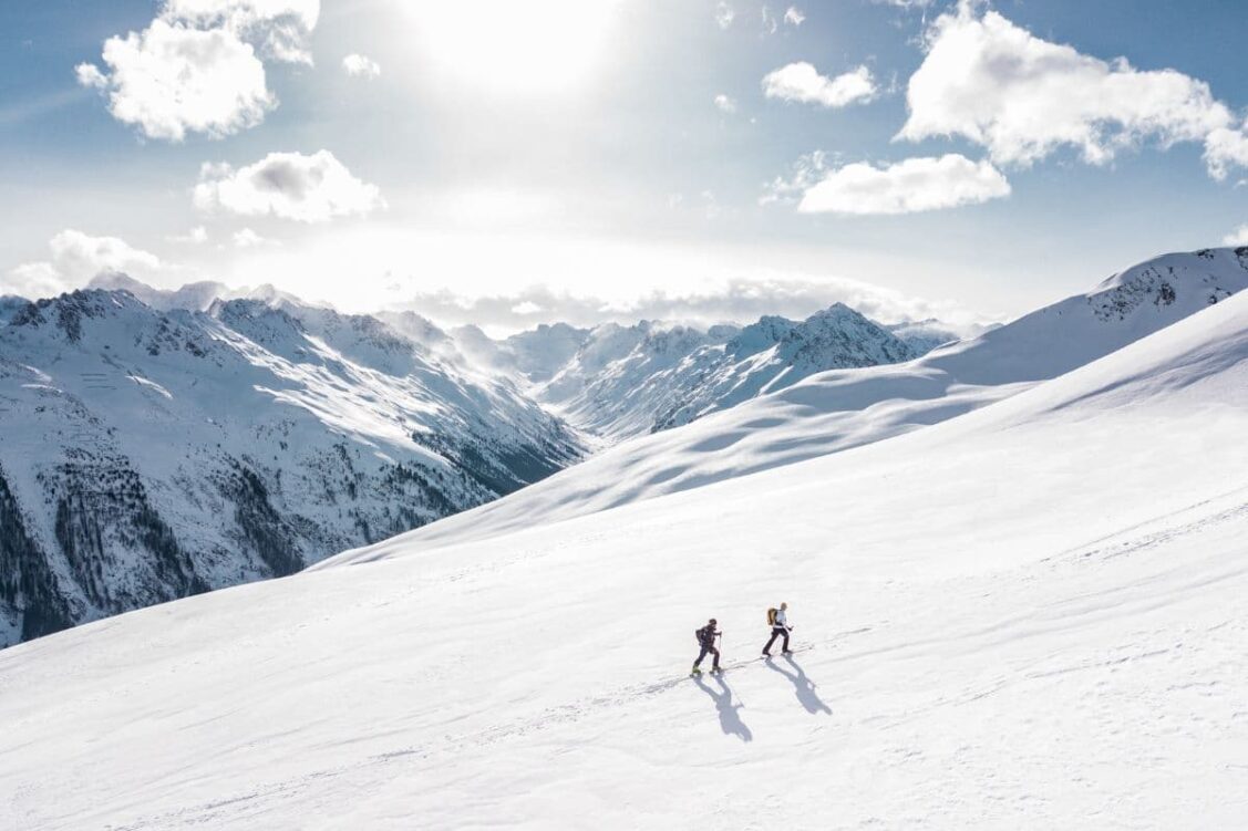Alpinisme écologique : comment voyager en montagne sans nuire à la nature
